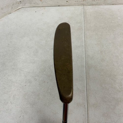 Vist Large View of Product Image Which is Used Acushnet BULLSEYE FLANGE 3-A Mens Putter RH