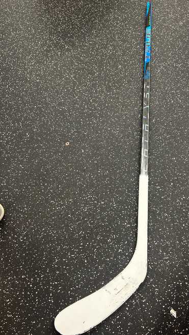 Vist Large View of Product Image Which is Used True CATALYST 9X PRO STOCK Senior One Pce Right Grip 85 Flex