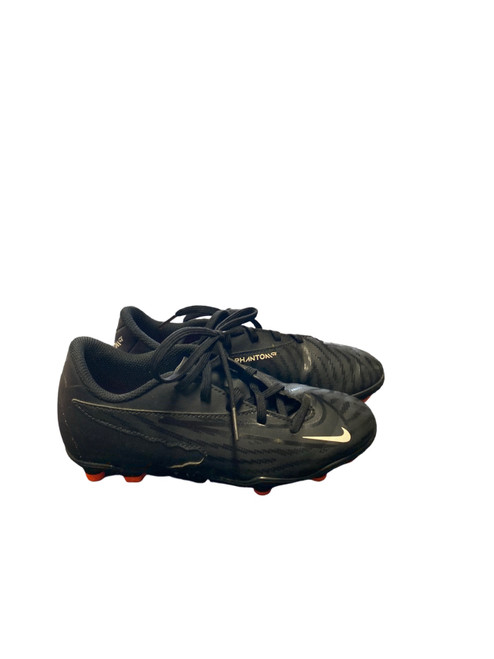 Vist Large View of Product Image Which is Used Nike Soccer Cleats Black Junior 01