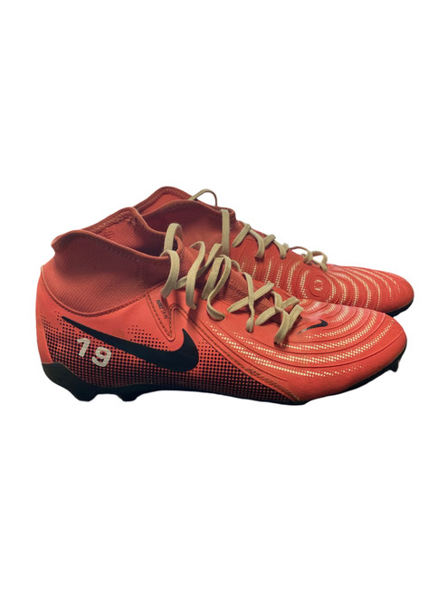 Vist Large View of Product Image Which is Used Nike Soccer Cleats Pink Senior 8