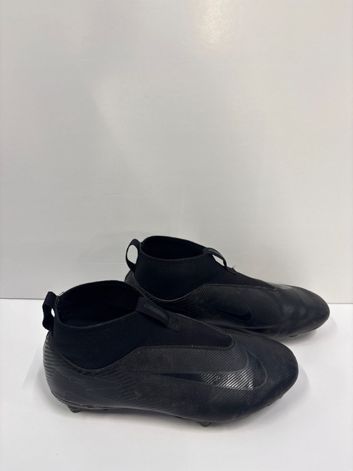Vist Large View of Product Image Which is Used Nike Soccer Cleats Black Senior 6