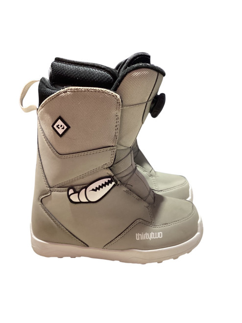 Vist Large View of Product Image Which is Used ThirtyTwo LASHED Girls Snowboard Boots Grey Junior 04
