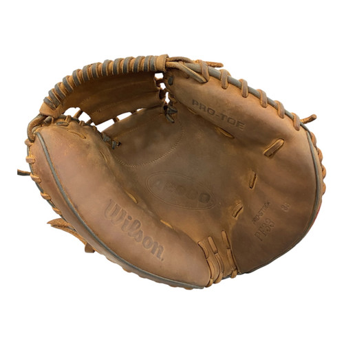 Vist Large View of Product Image Which is Used Wilson A2000 PF33 BB/SB Catchers RH Throw Brown 33"