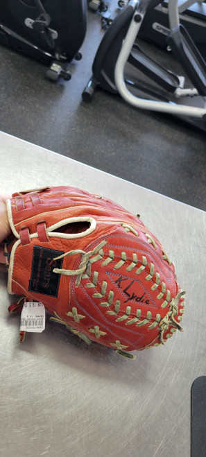 Vist Large View of Product Image Which is Used SEARS 10.5 BB/SB Glove RH Throw None 10 1/2"