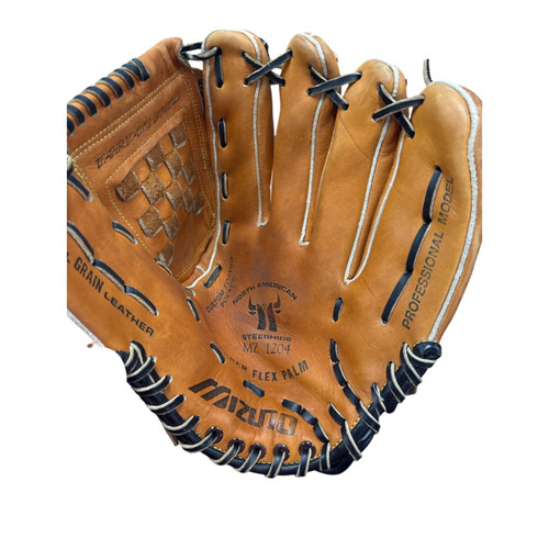 Vist Large View of Product Image Which is Used Mizuno STEER HIDE BB/SB Glove RH Throw Brown 12"