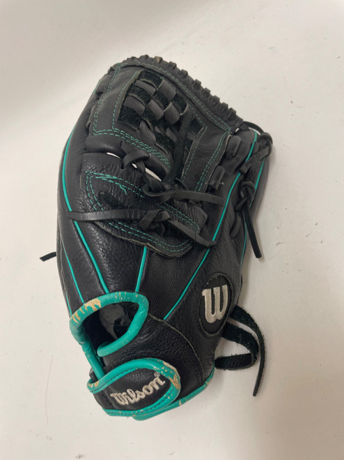 Vist Large View of Product Image Which is Used Wilson A50 BB/SB Glove RH Throw Black And Green 12"