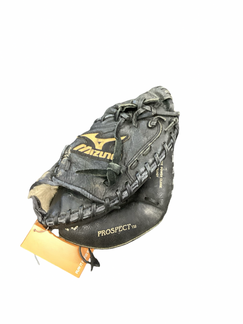 Vist Large View of Product Image Which is Used Mizuno PROSPECT BB/SB Catchers RH Throw Black 31 1/2"
