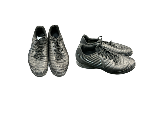 Vist Large View of Product Image Which is Used Nike TIEMPO Soccer Indoor Shoes Black Senior 8.5