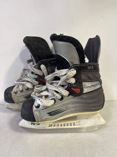 Vist Large View of Product Image Which is Used Bauer VAP VI Youth Hockey Skate Youth 11.5