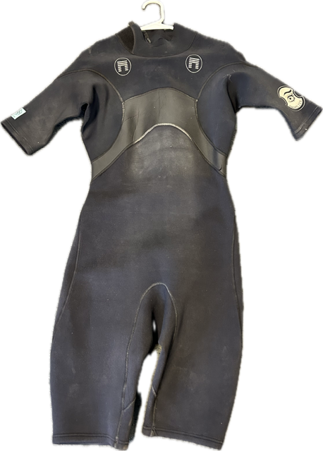 Vist Large View of Product Image Which is Used Matuse HOPLITE Mens Spring Wetsuit Black XL
