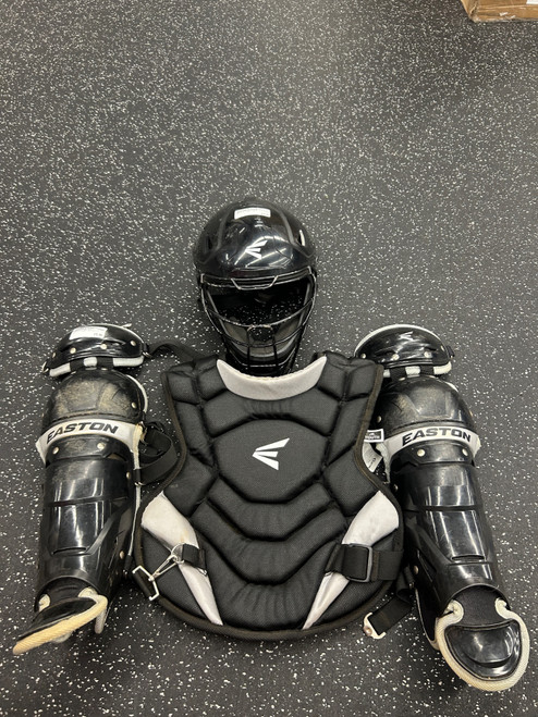 Vist Large View of Product Image Which is Used Easton GAME TIME YOUTH KIT 3PCS Catchers Equipment Other