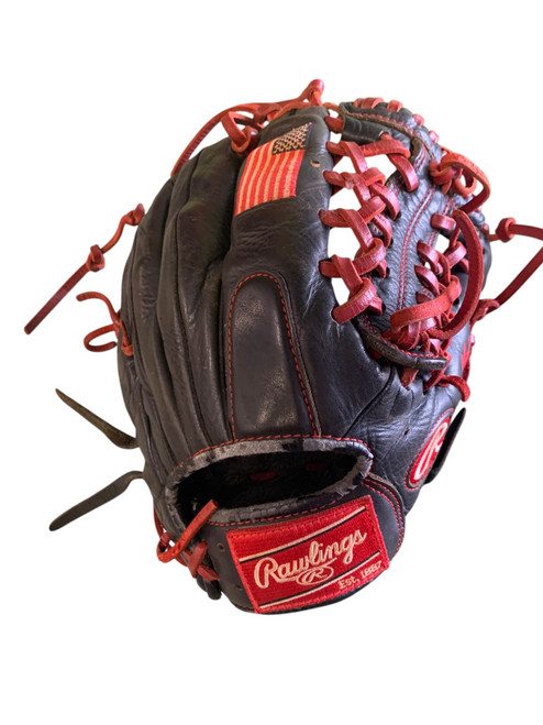 Vist Large View of Product Image Which is Used Rawlings R9 SERIES BB/SB Glove RH Throw Black 11 1/2"