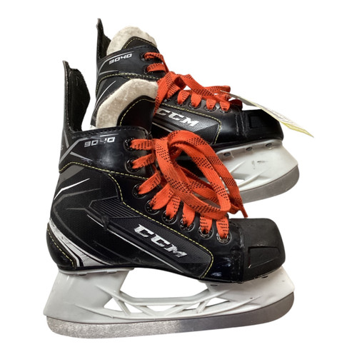 Vist Large View of Product Image Which is Used CCM SZ 13Y 9040 TACKS SKATES Youth Hockey Skate Youth 13.0
