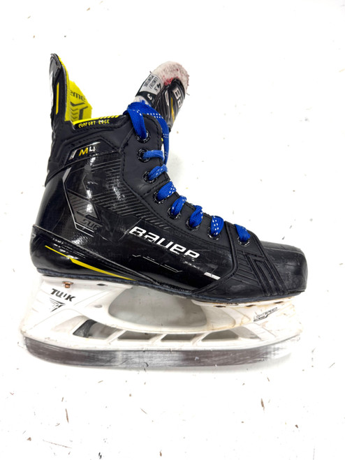 Vist Large View of Product Image Which is Used Bauer M4 Junior Hockey Skate Junior 04.5