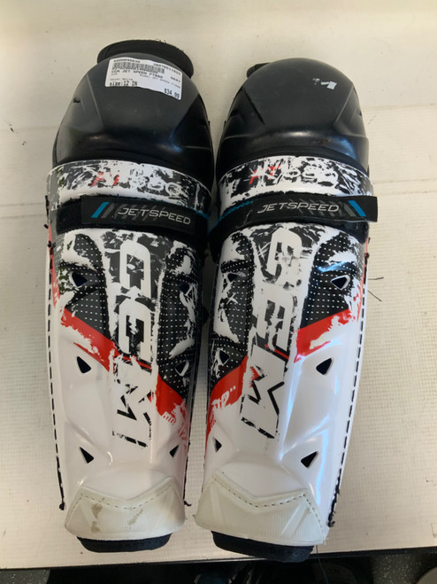 Vist Large View of Product Image Which is Used CCM JET SPEED FT680 Junior Shin Guards White 12"