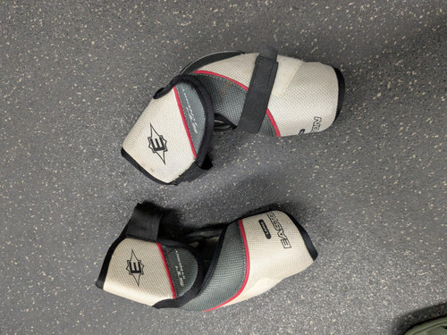 Vist Large View of Product Image Which is Used Easton SYNERGY Junior Elbow Pads LG