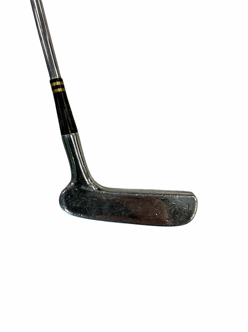 Vist Large View of Product Image Which is Used Walter Hagen INTERNATIONAL Mens Putter RH