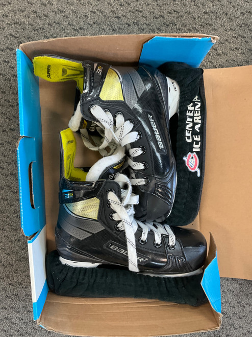Vist Large View of Product Image Which is Used Bauer SUPREME 3S PRO SKATES Youth Hockey Skate Youth 13.5