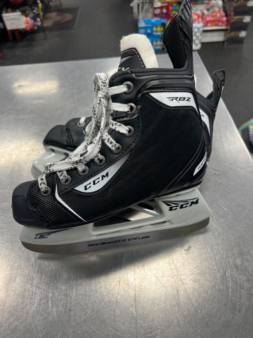 Vist Large View of Product Image Which is Used CCM RBZ RAPIDE Junior Hockey Skate Junior 02