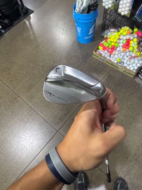 Vist Large View of Product Image Which is Used Taylormade ROCKETBLADEZ Golf Wedge Mens RH 60 Degree