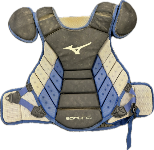 Vist Large View of Product Image Which is Used Mizuno SAMURAI Catchers Chest Protector Black And Navy Blue Adult