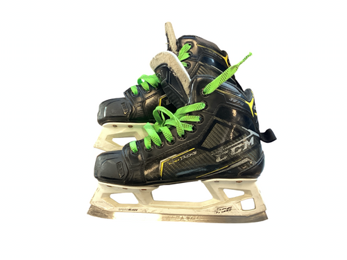 Vist Large View of Product Image Which is Used CCM SUPER TACKS 3370 Junior Goalie Skate Junior 03