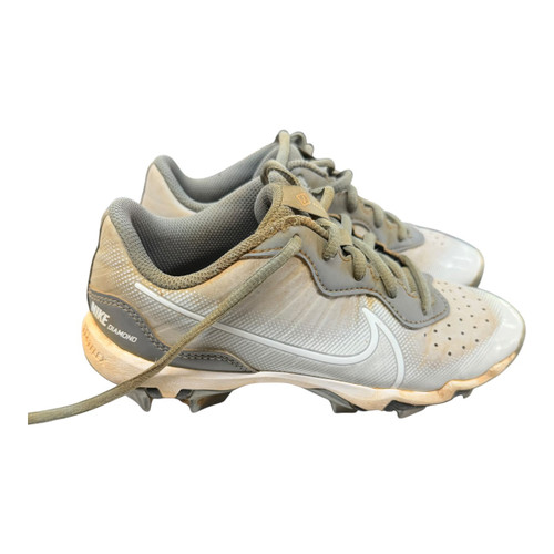 Vist Large View of Product Image Which is Used Nike DIAMOND BB/SB Cleats Grey Junior 03