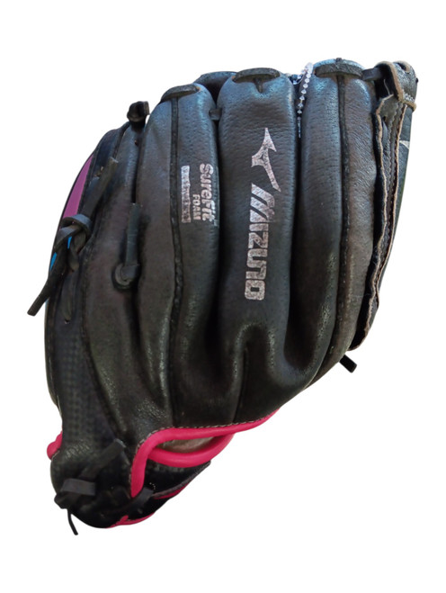 Vist Large View of Product Image Which is Used Mizuno FINCH BB/SB Glove RH Throw Black 10"