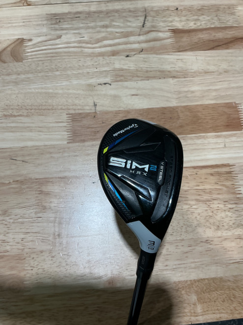 Vist Large View of Product Image Which is Used Taylormade SIM 2 MAX Mens Hybrid Club RH 3 Hybrid