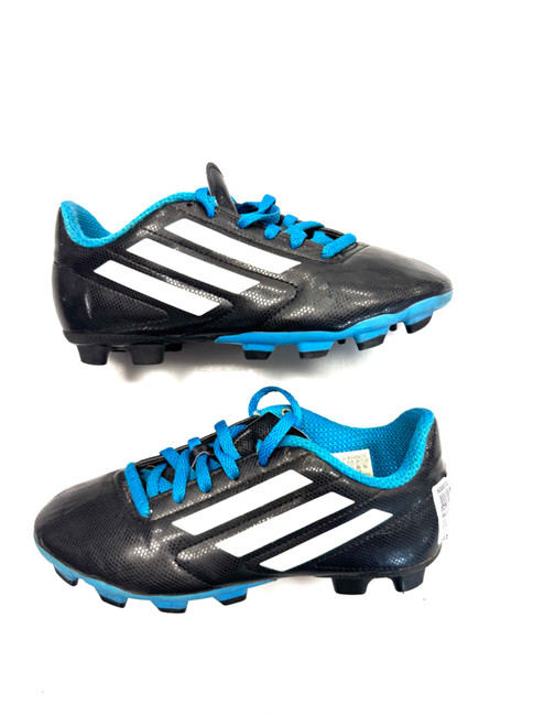 Vist Large View of Product Image Which is Used Adidas Soccer Cleats Black Junior 02