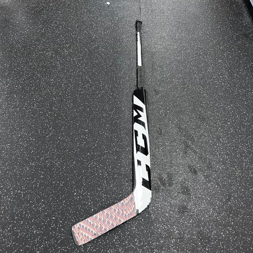 Vist Large View of Product Image Which is Used CCM EFLEX 5.5 Inter Goalie Stick 27"