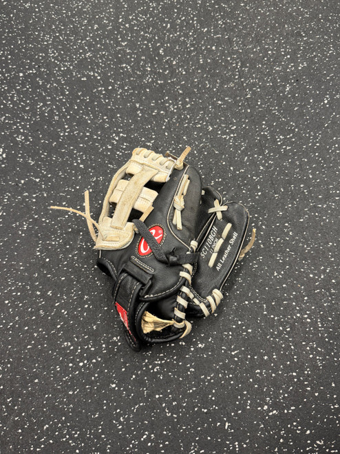 Vist Large View of Product Image Which is Used Rawlings SC110BGH BB/SB Glove RH Throw Black 11"