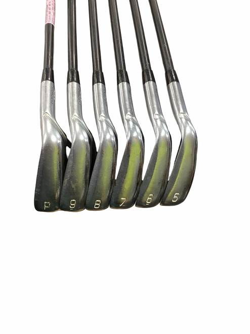 Vist Large View of Product Image Which is Used Mizuno 900 HOT METAL Mens Iron Set RH 5I-PW