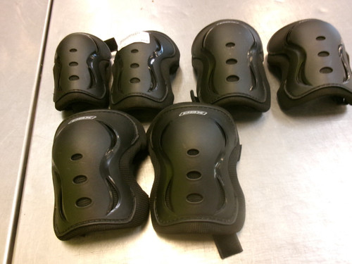Vist Large View of Product Image Which is Used DBX Inline Protective Set Black LG