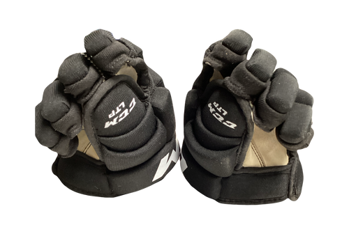 Vist Large View of Product Image Which is Used CCM LTP Youth Gloves Black 9"