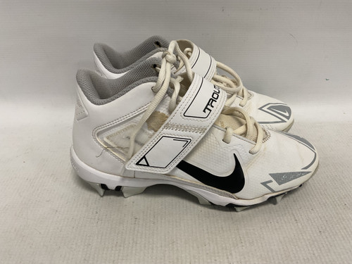 Vist Large View of Product Image Which is Used Nike BB/SB Cleats White Junior 04.5