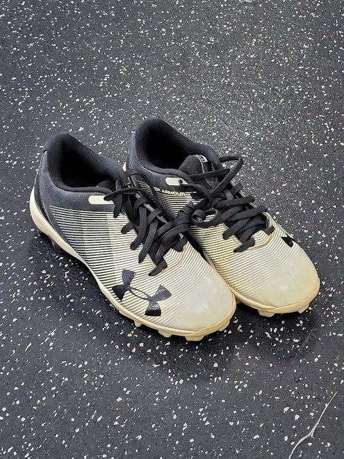 Vist Large View of Product Image Which is Used Under Armour BASEBALL BB/SB Cleats Black And White Junior 01