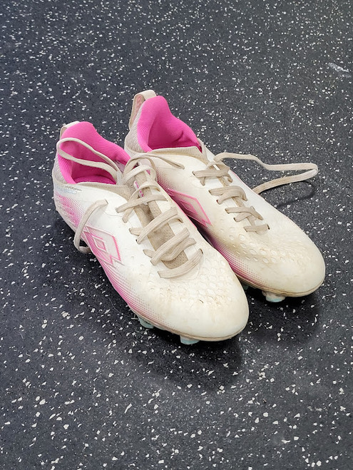 Vist Large View of Product Image Which is Used Lotto Soccer Cleats Grey Junior 01
