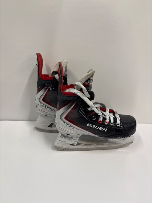 Vist Large View of Product Image Which is Used Bauer FLY 30 SKATES Junior Hockey Skate Junior 03.5