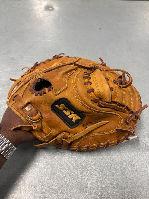 Vist Large View of Product Image Which is Used Ssk USA STEERHIDE BB/SB Catchers RH Throw Brown 33"