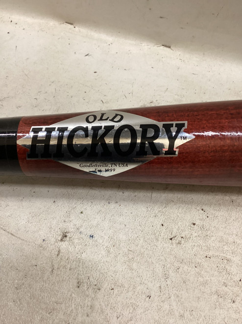 Vist Large View of Product Image Which is Used Old Hickory PRO MAPLE 28NA BB/SB Wood Bat 32"
