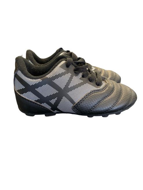 Vist Large View of Product Image Which is Used Soccer Cleats Black Youth 09.0