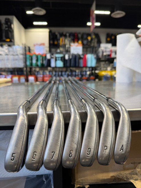 Vist Large View of Product Image Which is Used Callaway MAVRIK Mens Iron Set RH 6I-PW