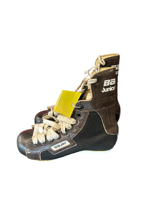 Vist Large View of Product Image Which is Used Bauer JUNIOR SUPREME Junior Hockey Skate Junior 04.5