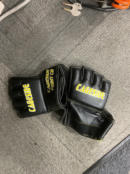Vist Large View of Product Image Which is Used CAGESIDE FIGHTING CO MMA Gloves Black Senior