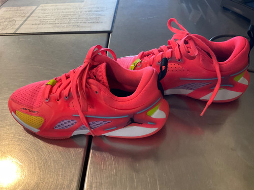 Vist Large View of Product Image Which is Used Jordan Basketball Shoes W Pink Senior 7.5