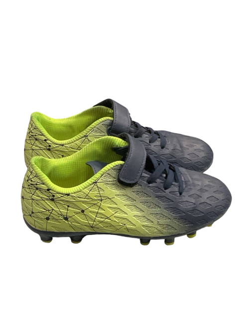 Vist Large View of Product Image Which is Used Soccer Cleats Green Junior 01
