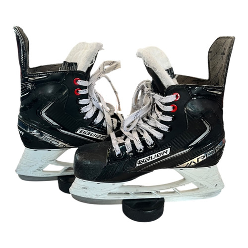 Vist Large View of Product Image Which is Used Bauer VAPOR X 3.5 Intermediate Hockey Skate Intermediate 5.0