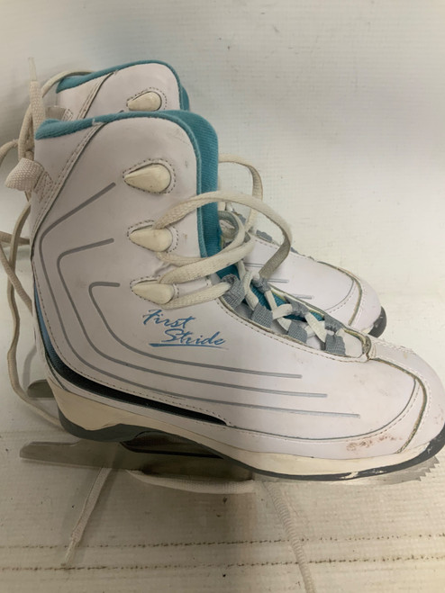Vist Large View of Product Image Which is Used FIRST STRIDE 75 Girls Figure Skate White Junior 04