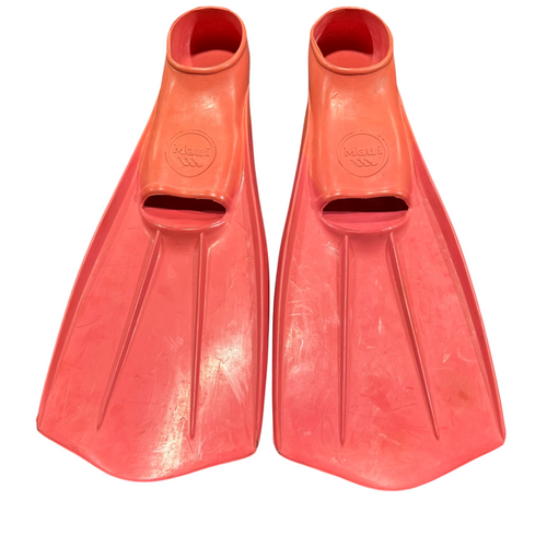 Vist Large View of Product Image Which is Used MAUI Water Accessory Pink 9